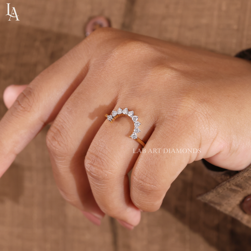 0.40 CT Curved Diamond Wedding Band