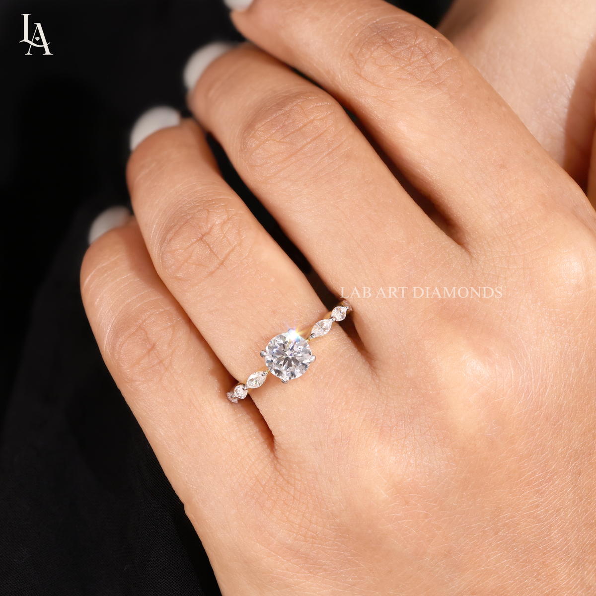 Round Cut Graduated Seven Stone Engagement Ring