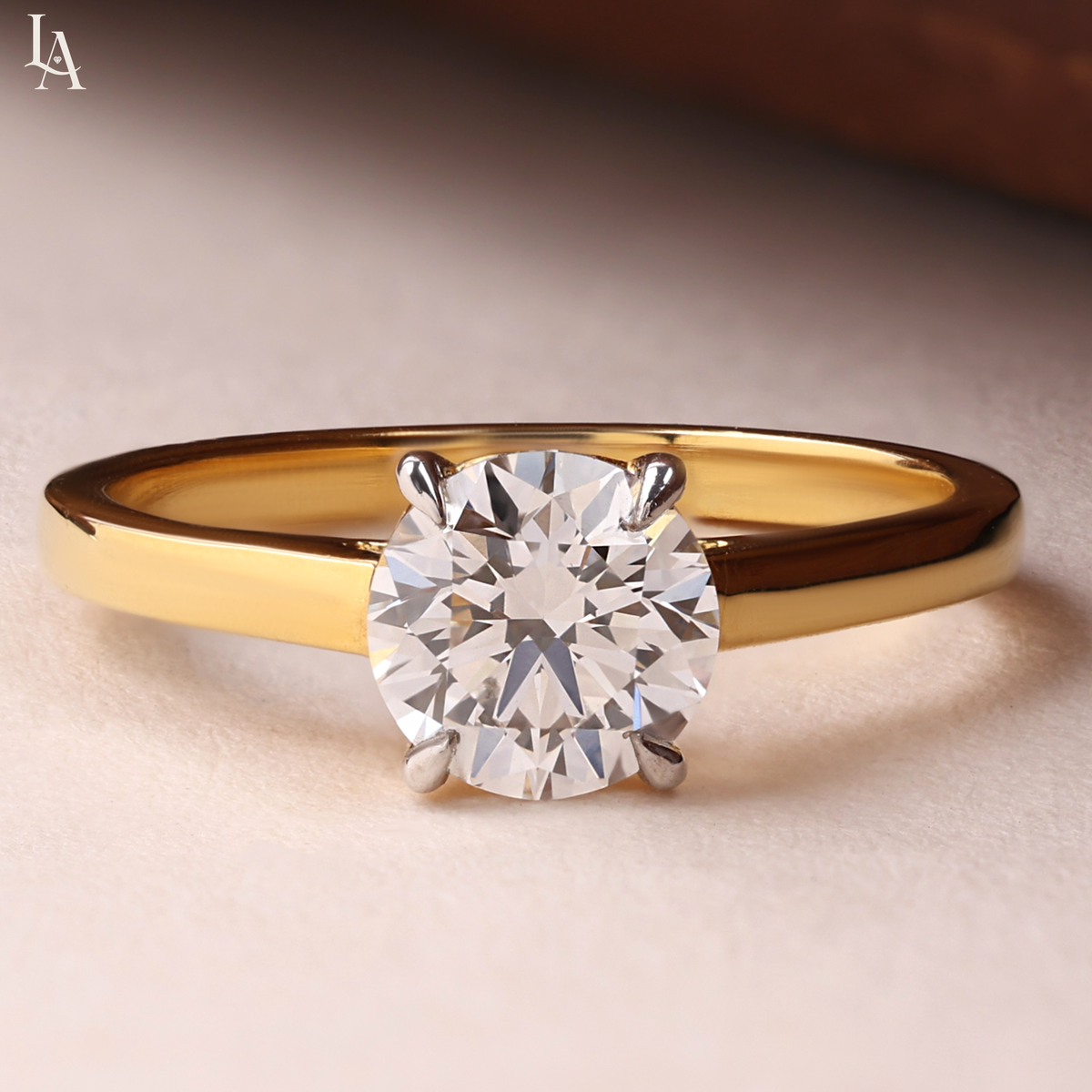 Round Cut Solitaire Engagement Ring