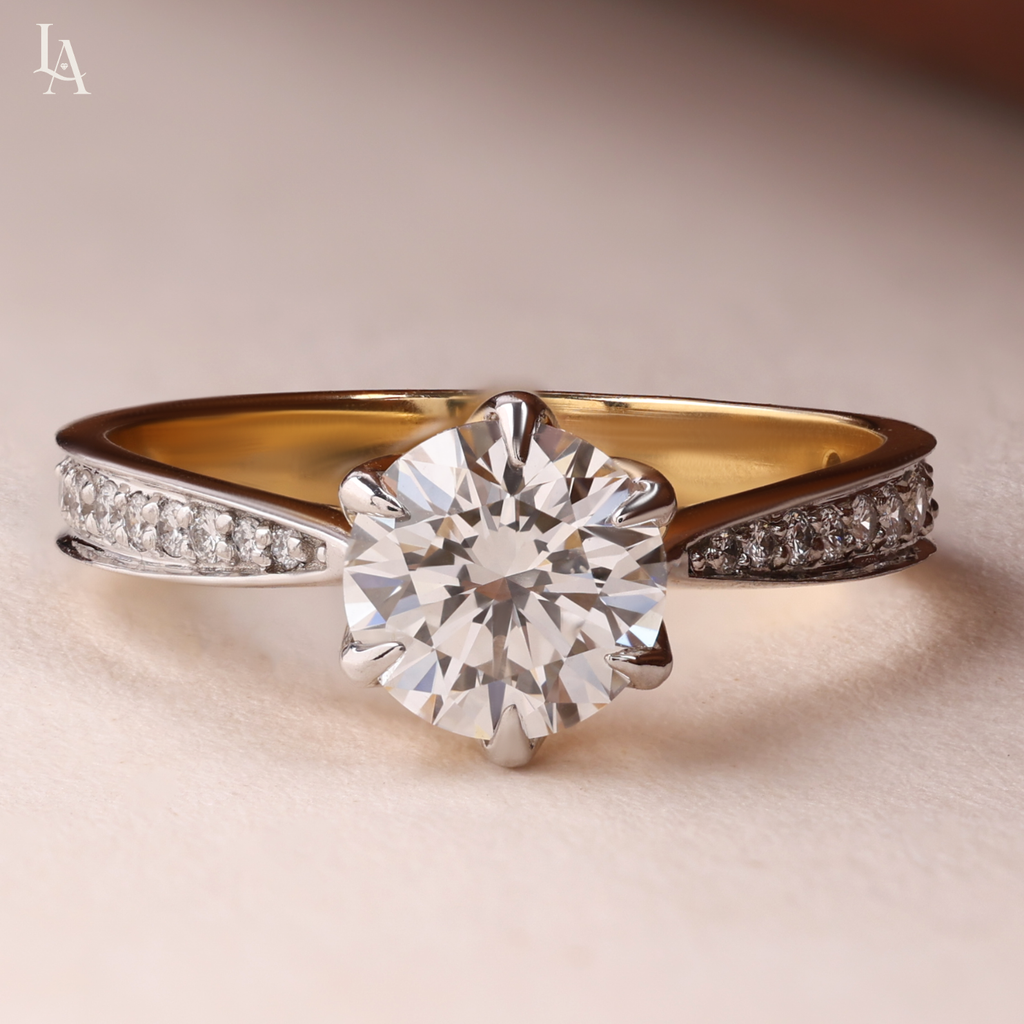 Round Cut Solitaire Engagement Ring