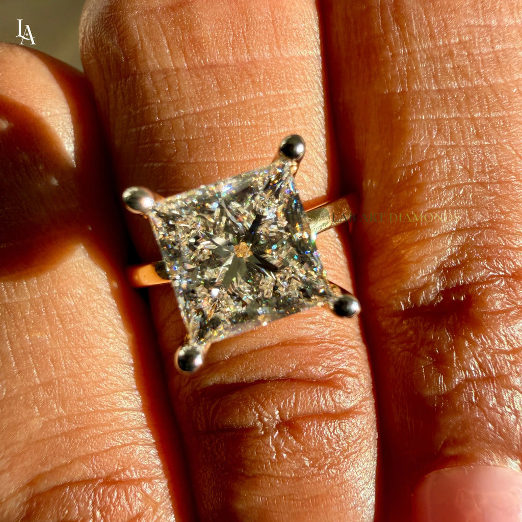 Princess Cut Solitaire Engagement Ring