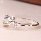 Round Cut Scattered Wave Vine Engagement Ring