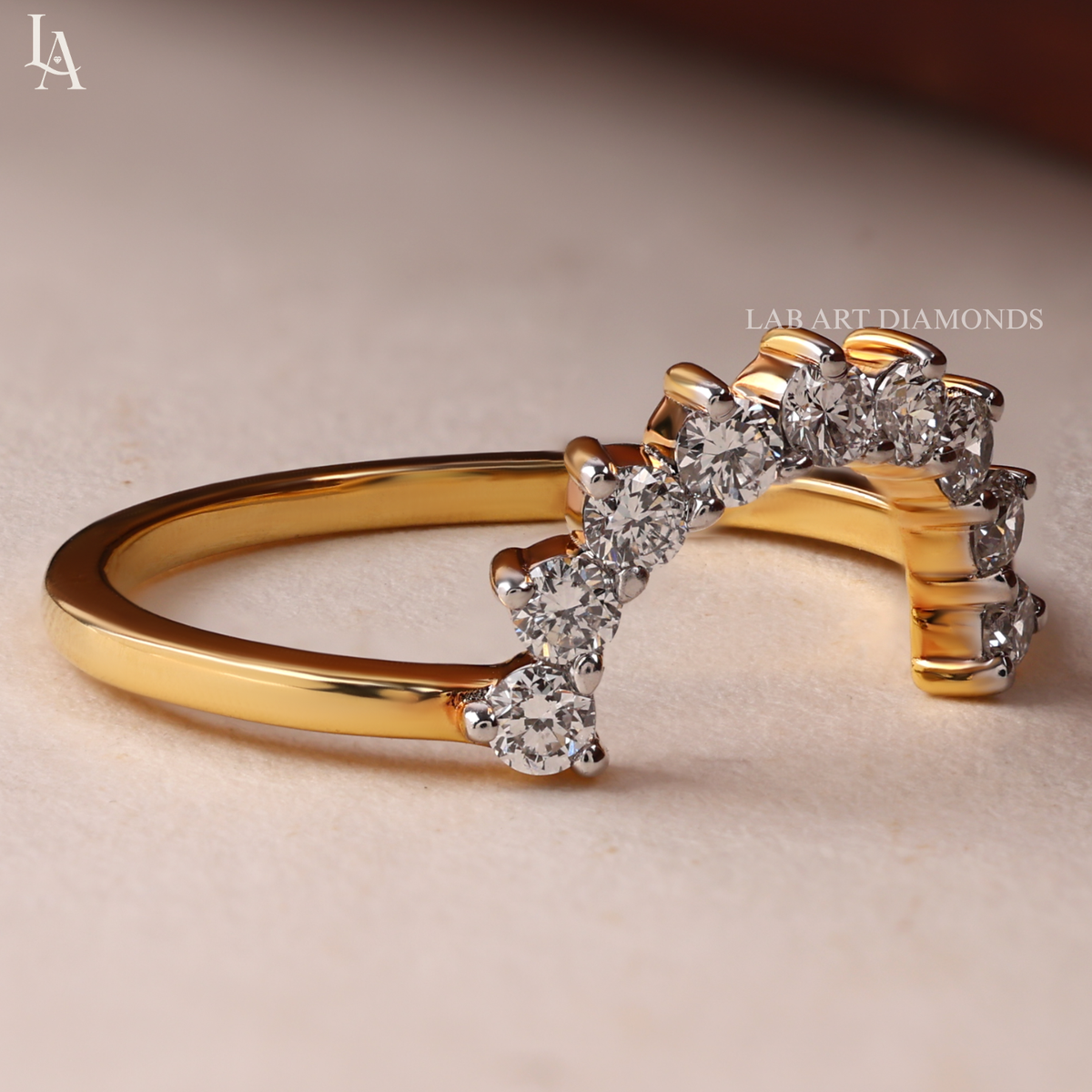 0.40 CT Curved Diamond Wedding Band