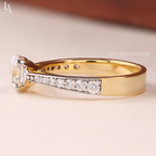 Round Cut Engagement Ring