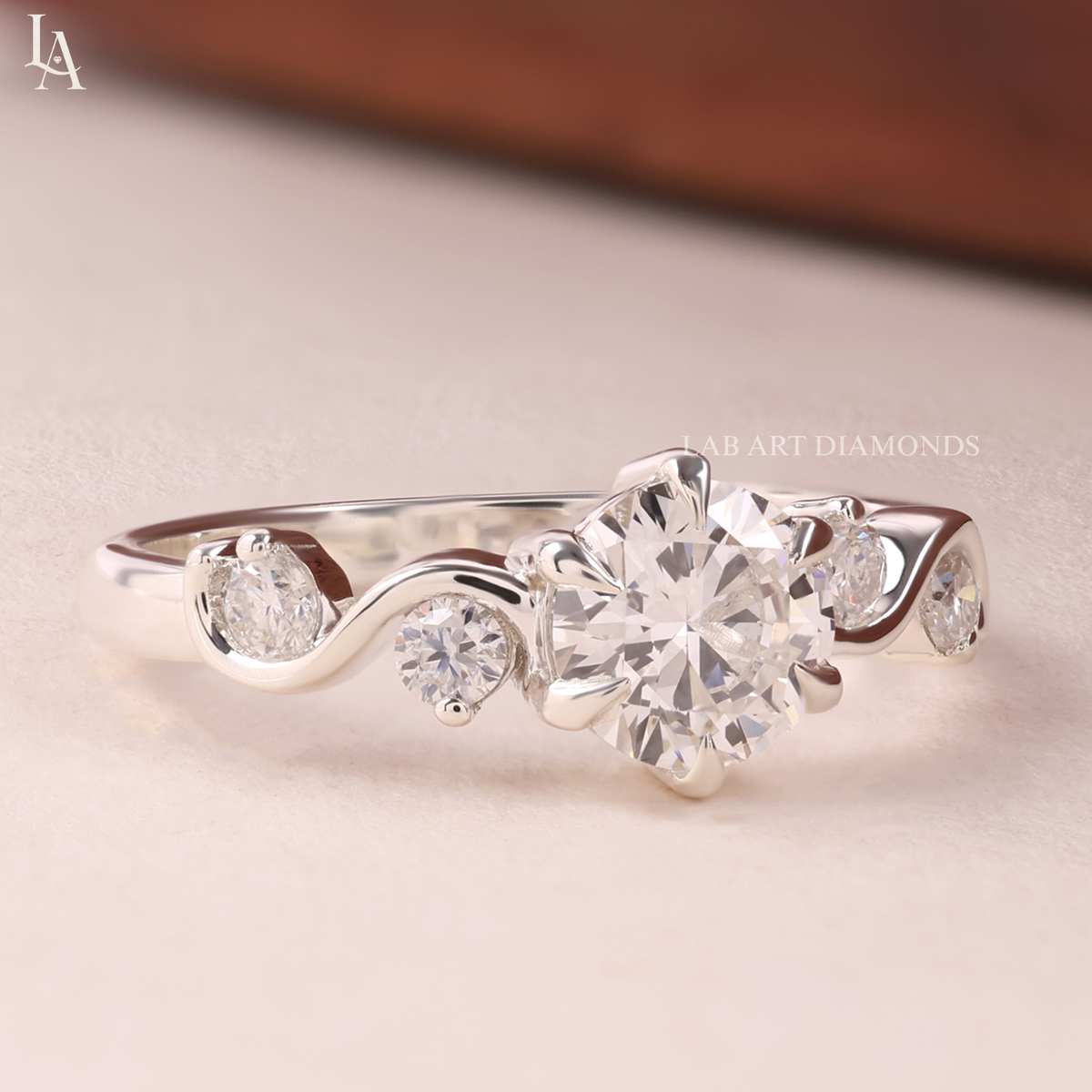 Round Cut Scattered Wave Vine Engagement Ring