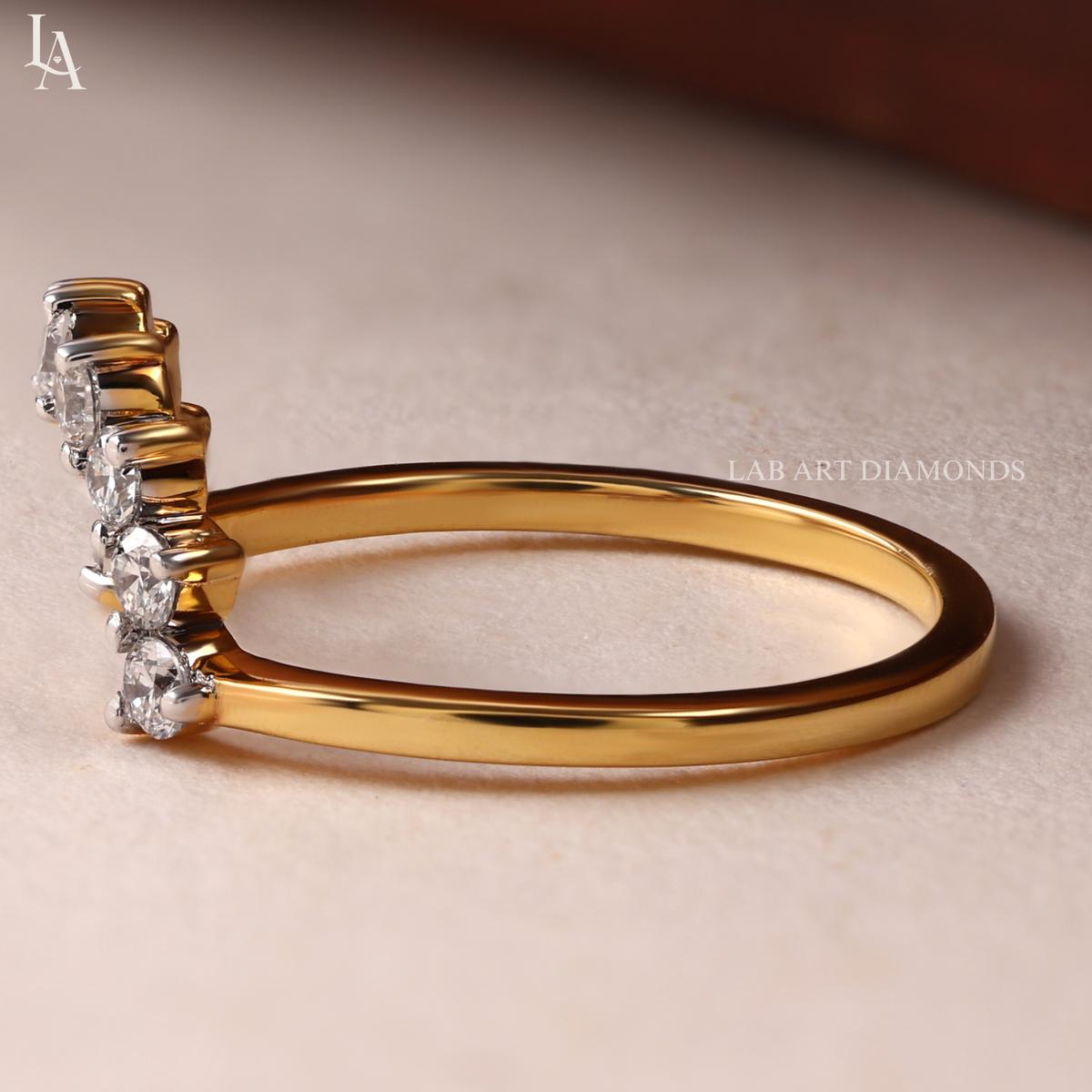 0.40 CT Curved Diamond Wedding Band