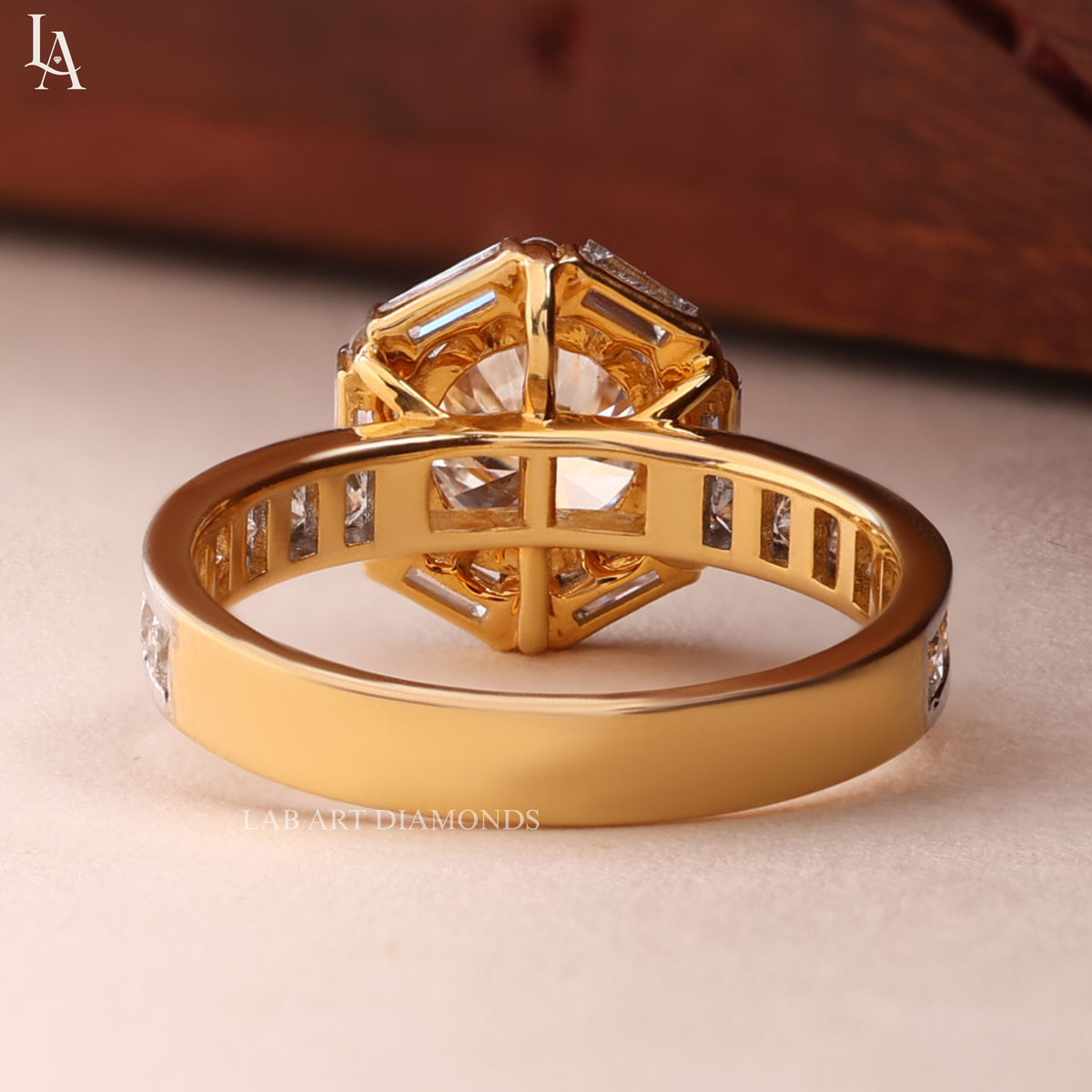 Round Cut Art Deco Halo Engagement Ring