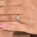 Round Cut Solitaire Engagement Ring