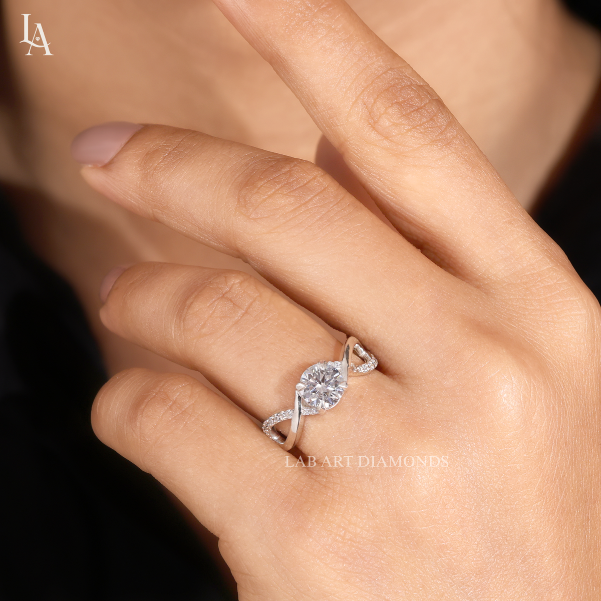 Round Cut Infinity Twist Engagement Ring