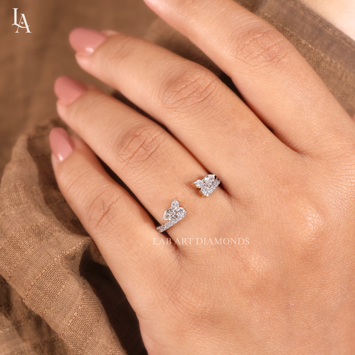 Pear Cut Double Cluster Band