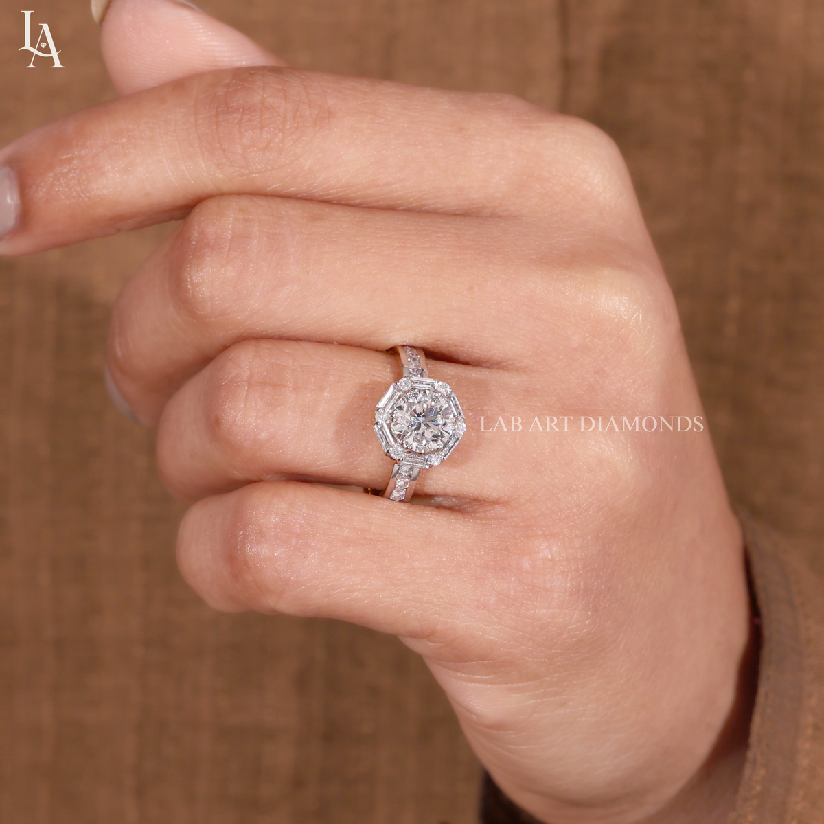 Round Cut Art Deco Halo Engagement Ring