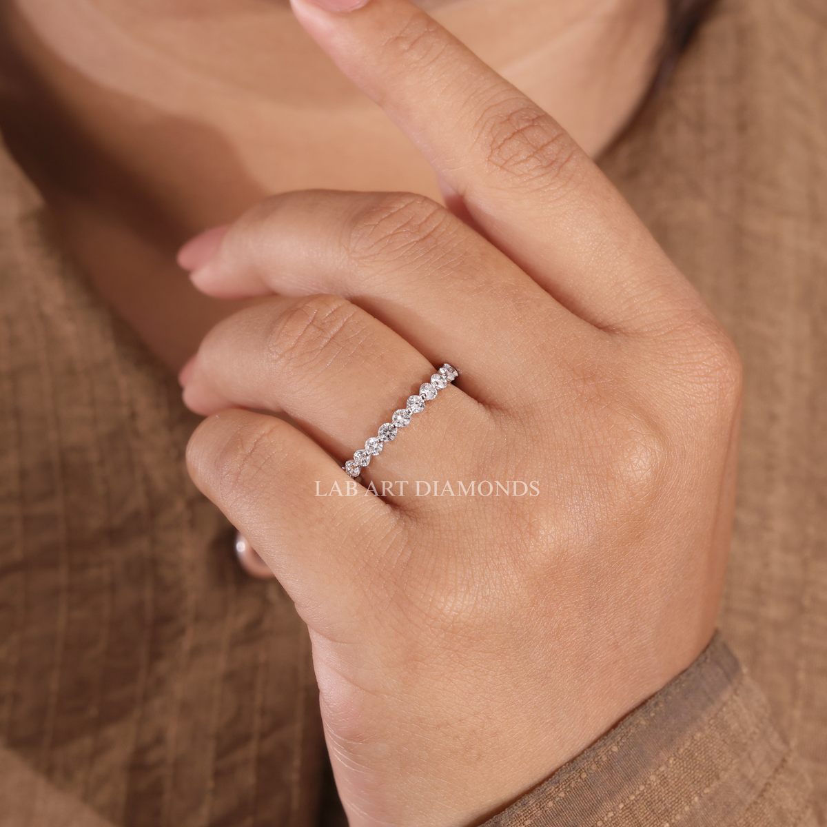 Round Cut Diamond Full Eternity Band