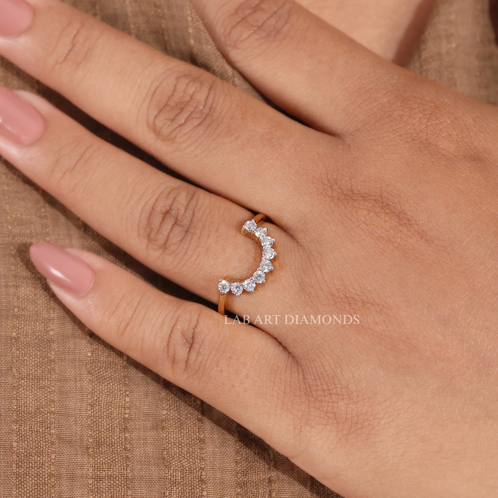 0.40 CT Curved Diamond Wedding Band