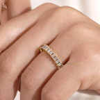 Bagutte Cut Full Eternity Band