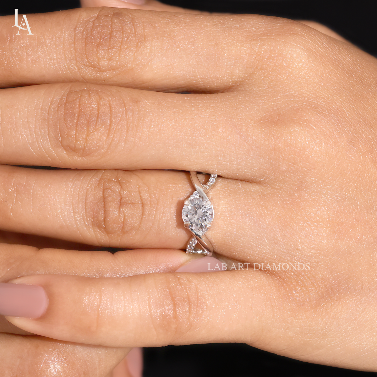 Round Cut Infinity Twist Engagement Ring